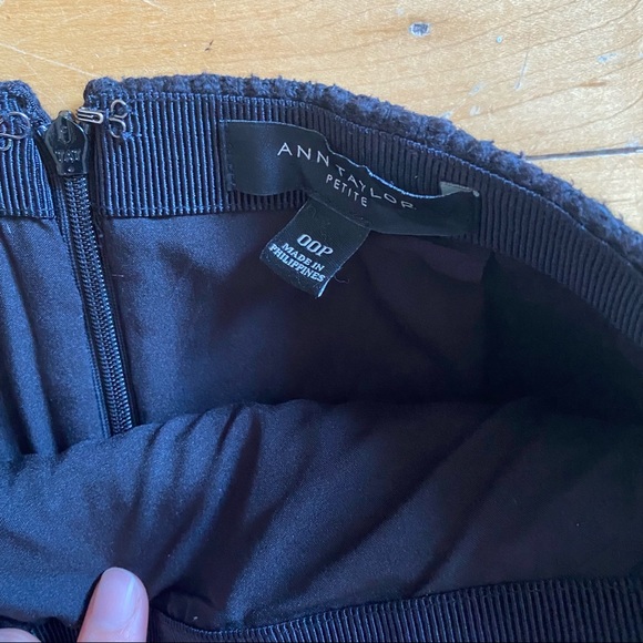 Ann Taylor Pencil Skirt - Picture 2 of 4